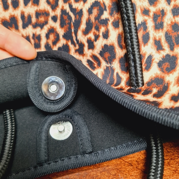 Leopard Print Tote Bag with Stripe Handbag Detachable Matching Pouch - Picture 6 of 10